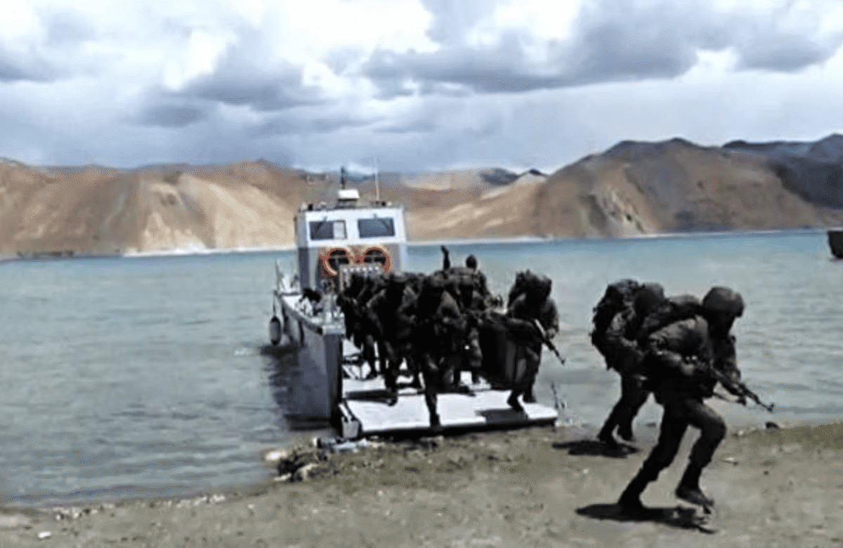 Army, Navy to Induct High-Speed Amphibious Combat Boats for Sir Creek Patrols