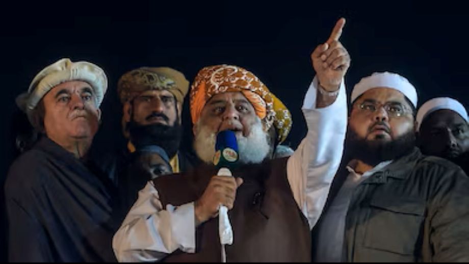 Maulana Fazlur Rehman Challenges Pakistan Army on Kargil Conduct, Civil-Military Rift Deepens
