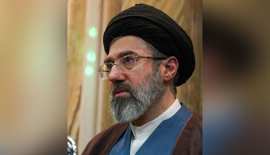 Iran Reportedly Sends Mojtaba Khamenei's Confidential Message to Pakistan Army Chief Asim Munir