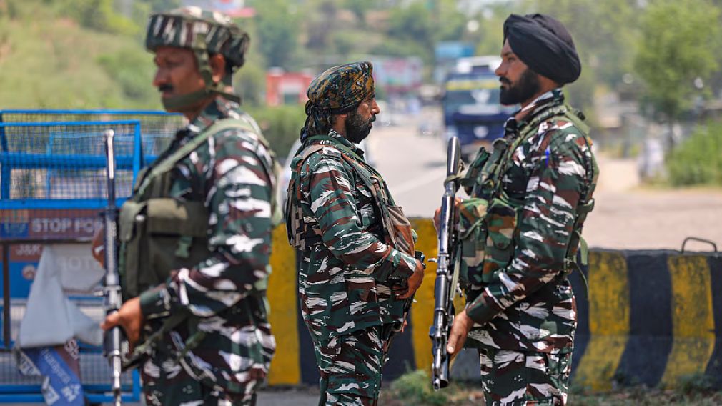 Special Winter Gear Fund Sanctioned for CRPF Troops at High-Altitude Posts in J&K