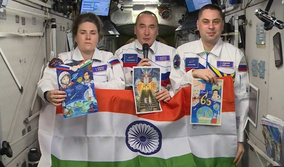 Indian Tricolour Takes Flight Aboard ISS as Russian Cosmonauts Greet India