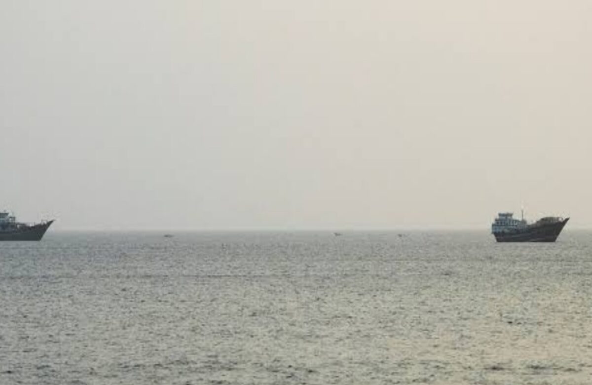 US Clarifies Temporary Strait of Hormuz Shipping Routes Will Not Require Permits or Transit Fees