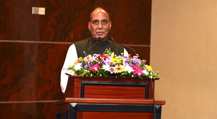 Rajnath Singh to Hand Over Tejas Trainers, HTT-40 Aircraft and Dhruv NG Helicopters in Bengaluru