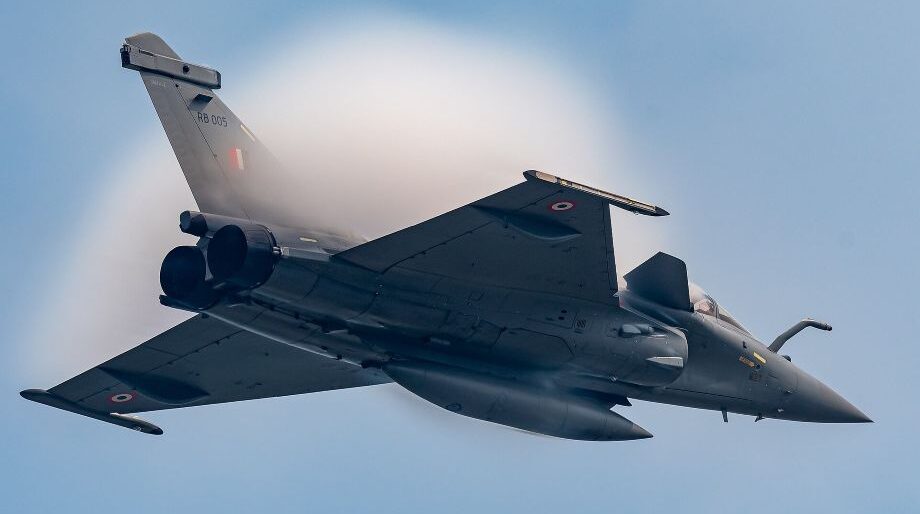 India’s Defence Industry Surges With Record Production and Export Growth