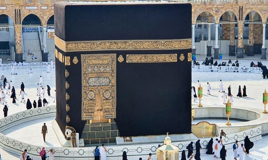 Houthi Threat Reaches Mecca as Pakistan Faces Pressure Over Saudi Defence Pact